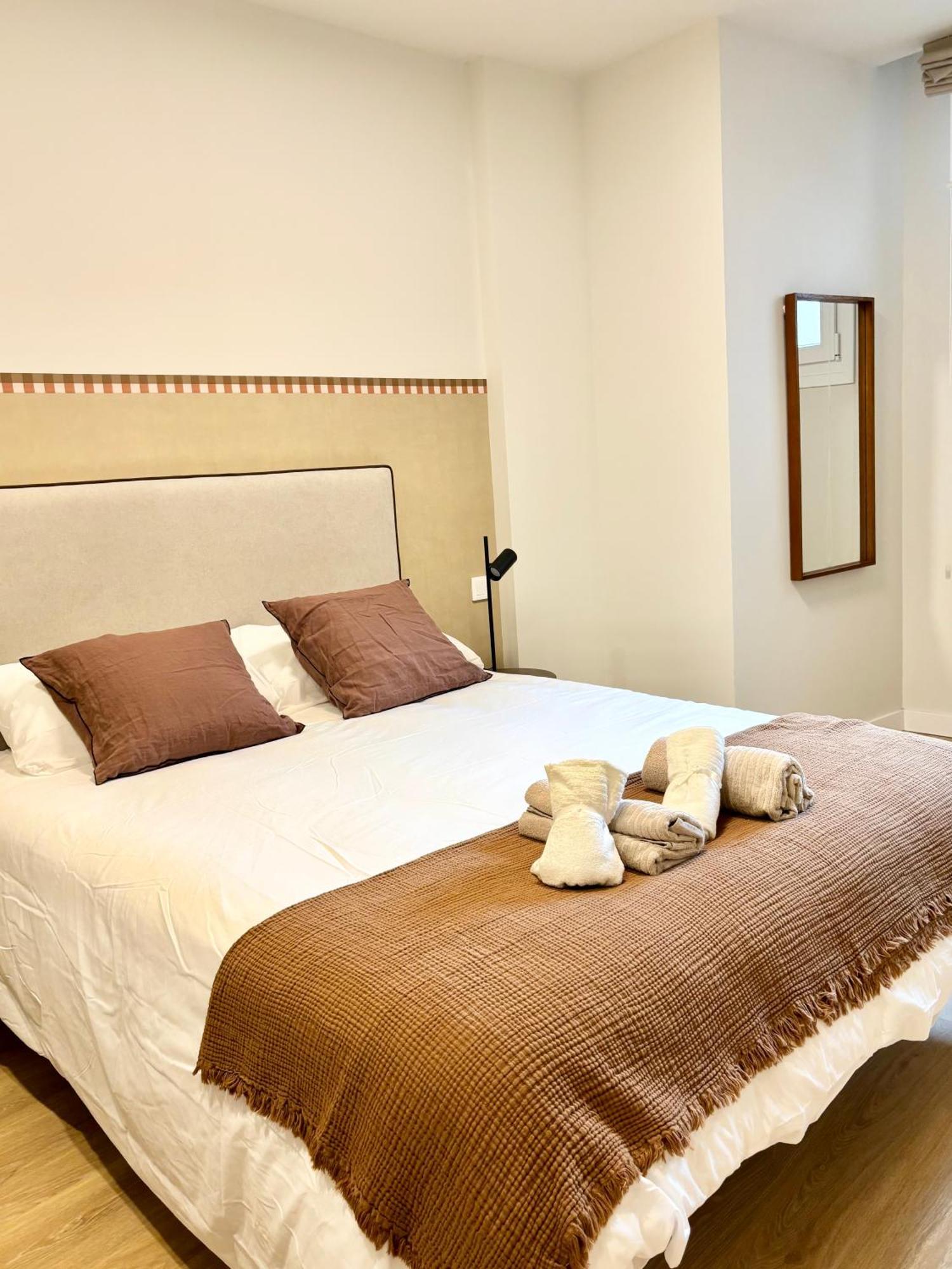 Apartamentos Catedral I Valladolid Dış mekan fotoğraf